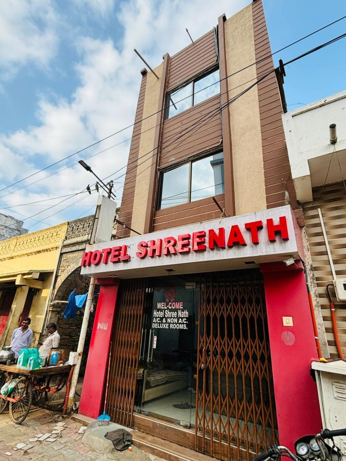 Hotel Shree Nath - 200 Meters From Dwarkadhish Temple エクステリア 写真